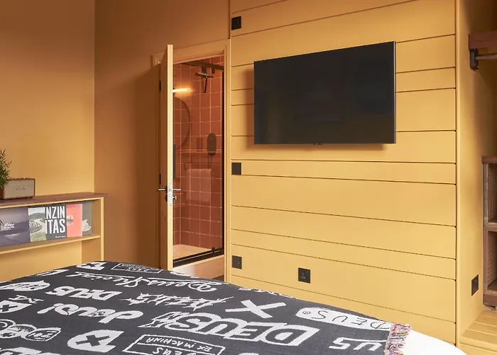 Deus Ex Machina Hotel